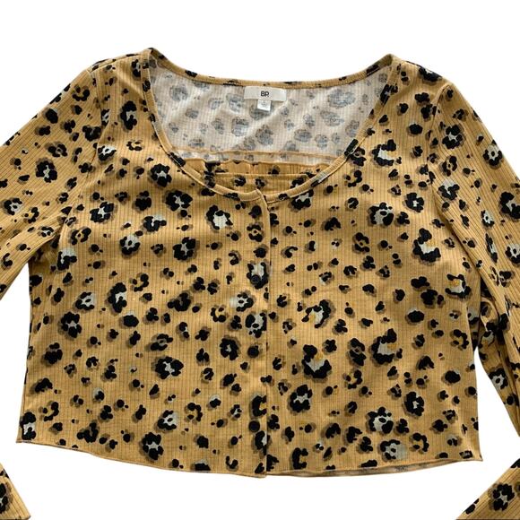 BP Women's Y2K Leopard Print Cropped Rib Cardigan & Camisole Size Large - Picture 2 of 10